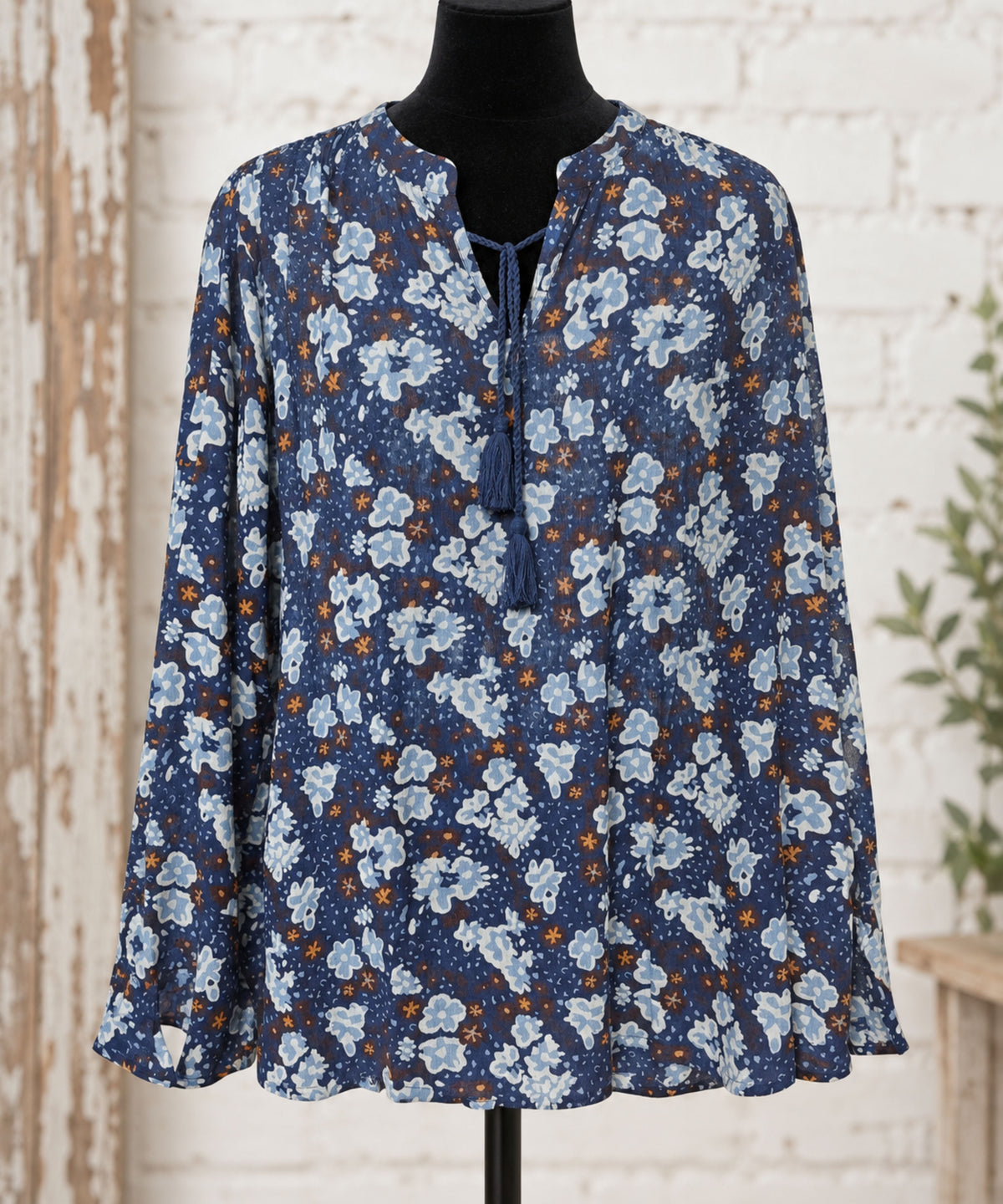 Newfangled Long Sleeve Navy Top