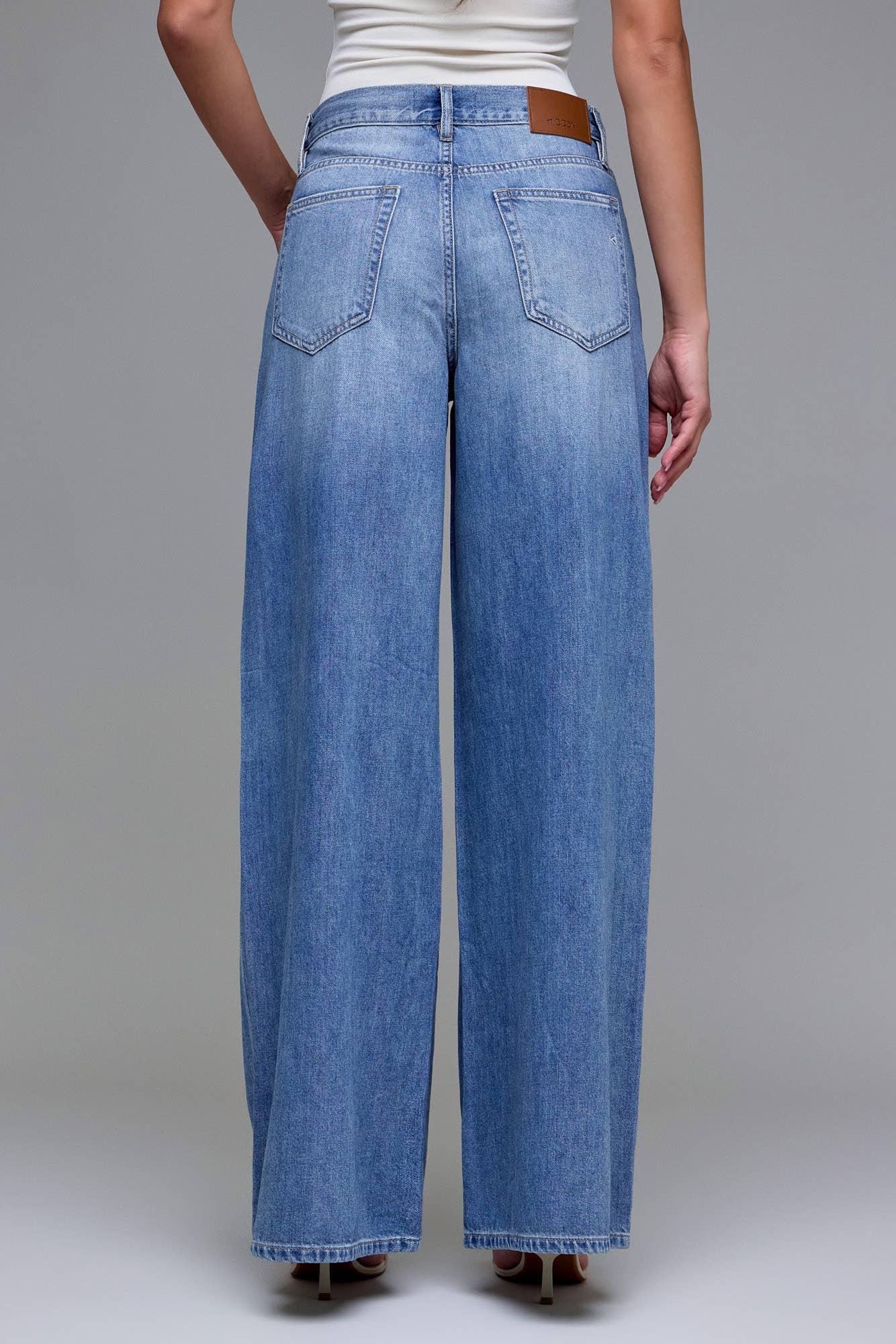 Nori Super Soft Wide Leg Jeans by Hidden
