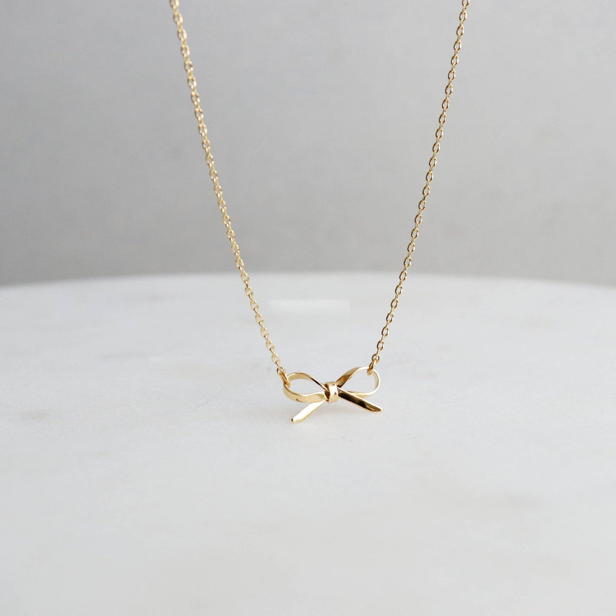 Dainty Gold Bow Necklace