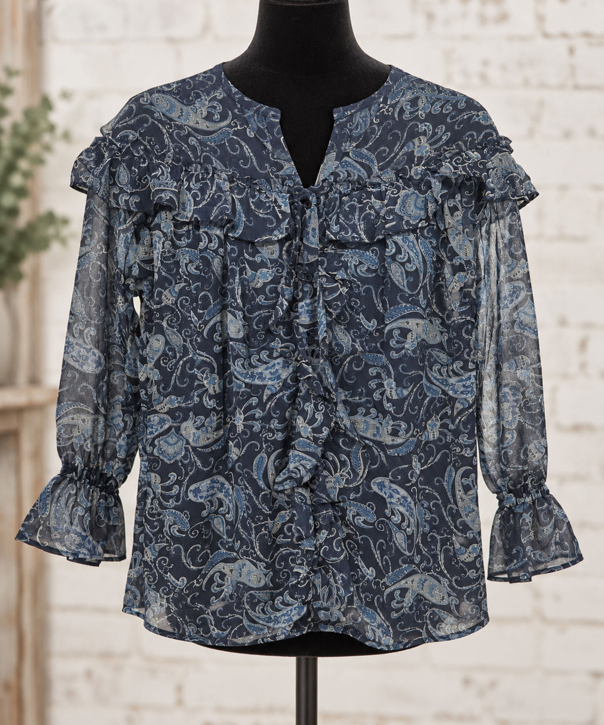 Meridonna Paisley 3/4 Sleeve Top