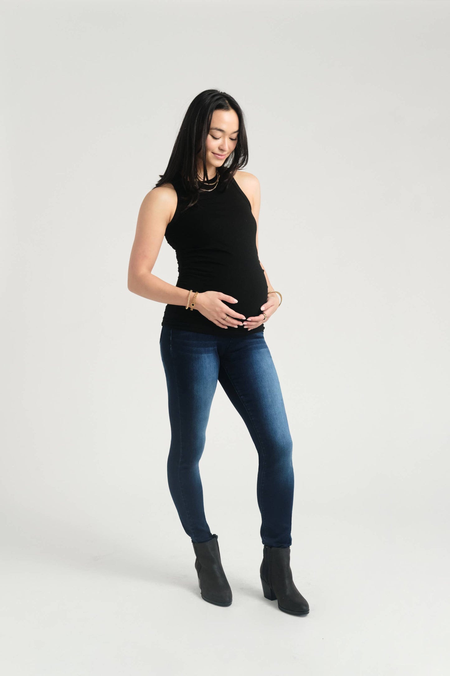 34" Maternity Butter Denim Skinny Jean w/ Belly Band