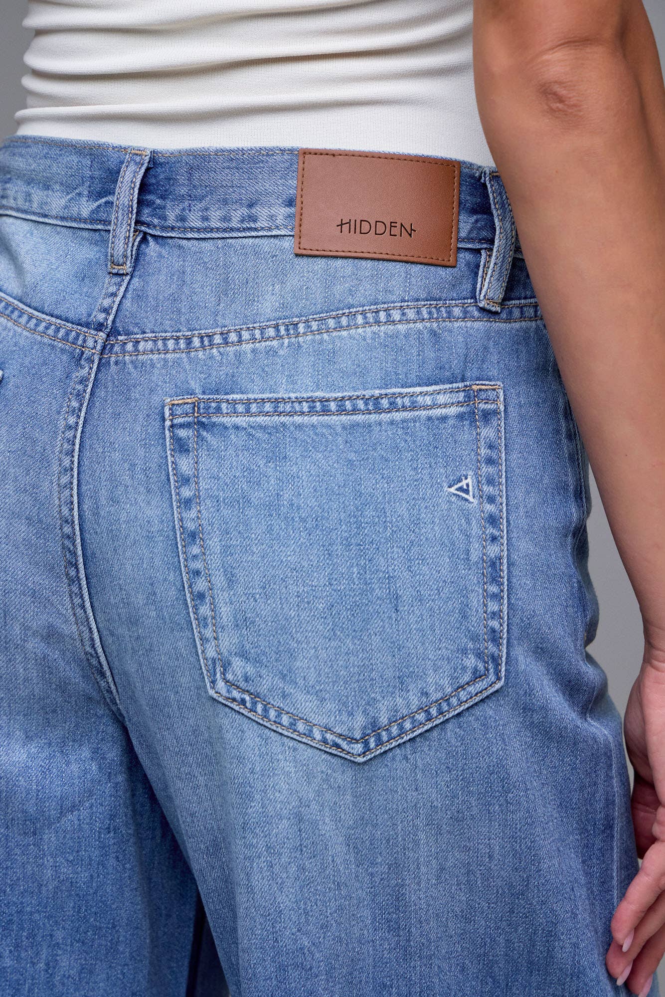 Nori Super Soft Wide Leg Jeans by Hidden