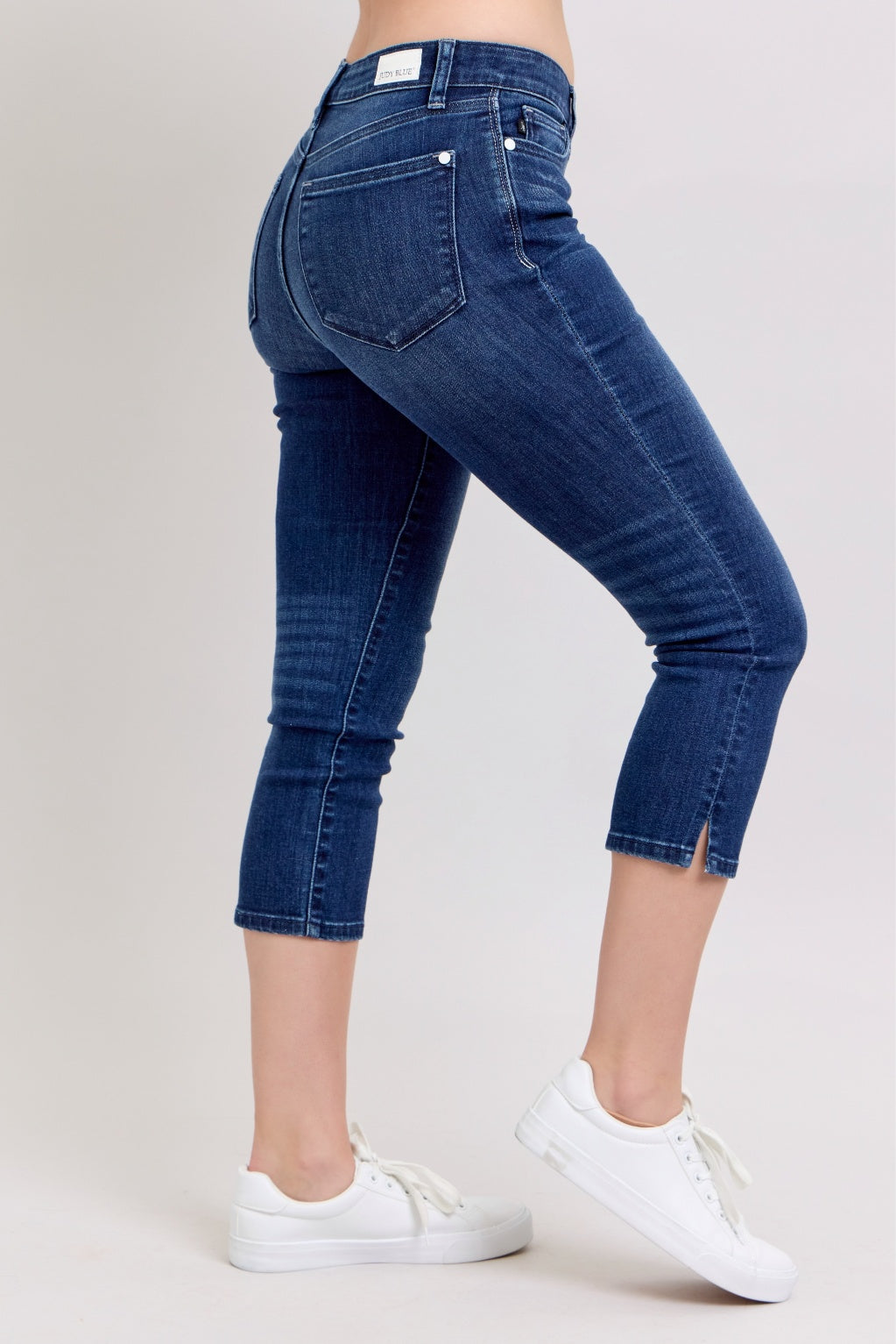 Judy Blue Dark Wash Capri w/ Side Slit