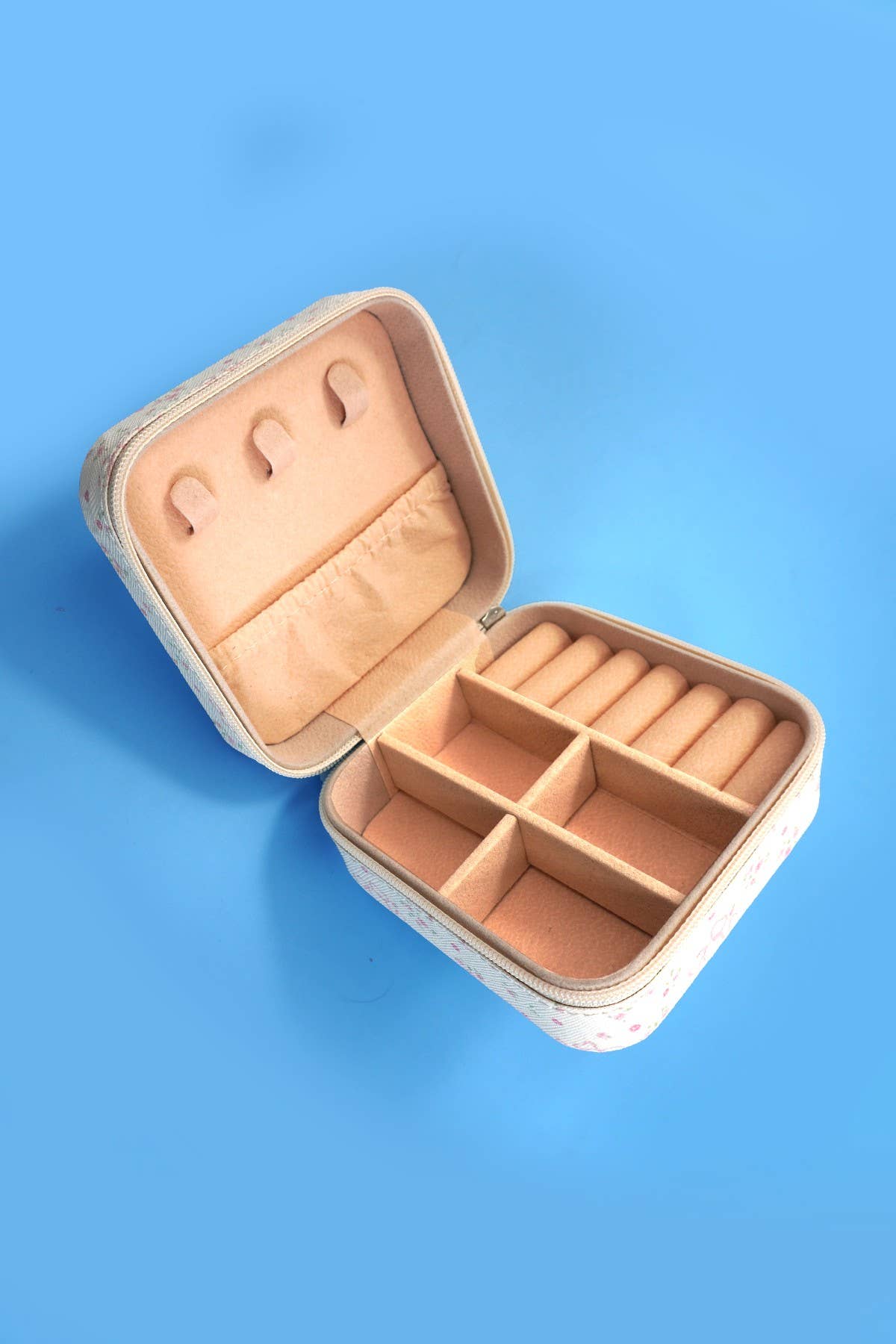 Trendy Jewelry Travel Case