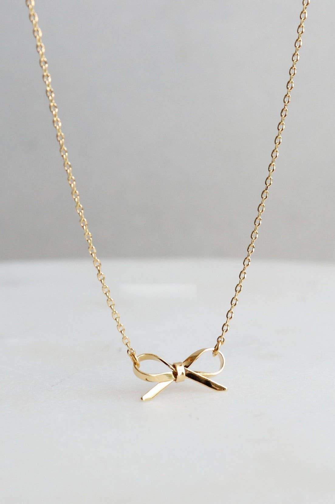 Dainty Gold Bow Necklace