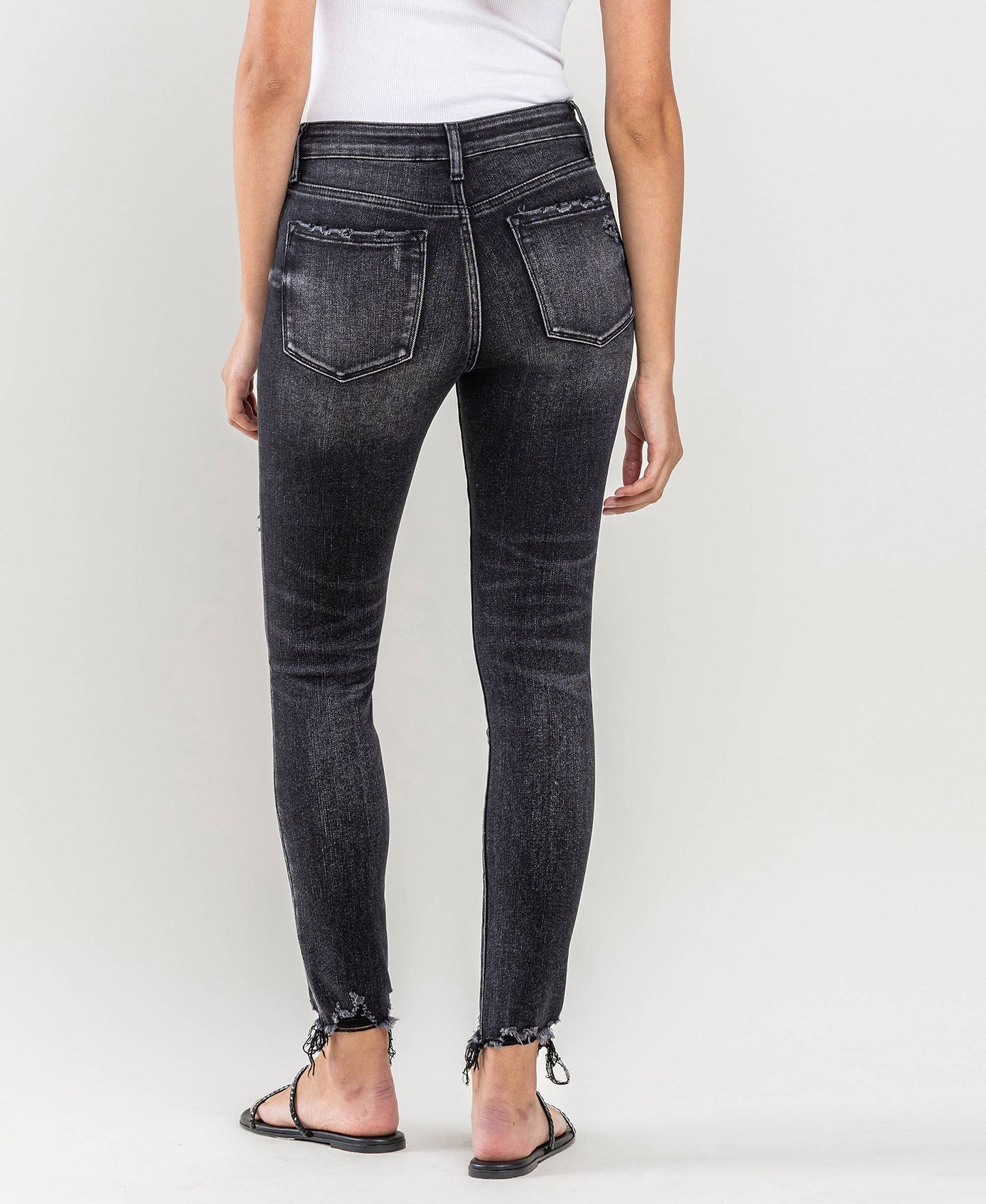 Well Made Uneven Raw  Hem Crop Skinny By Lovervet