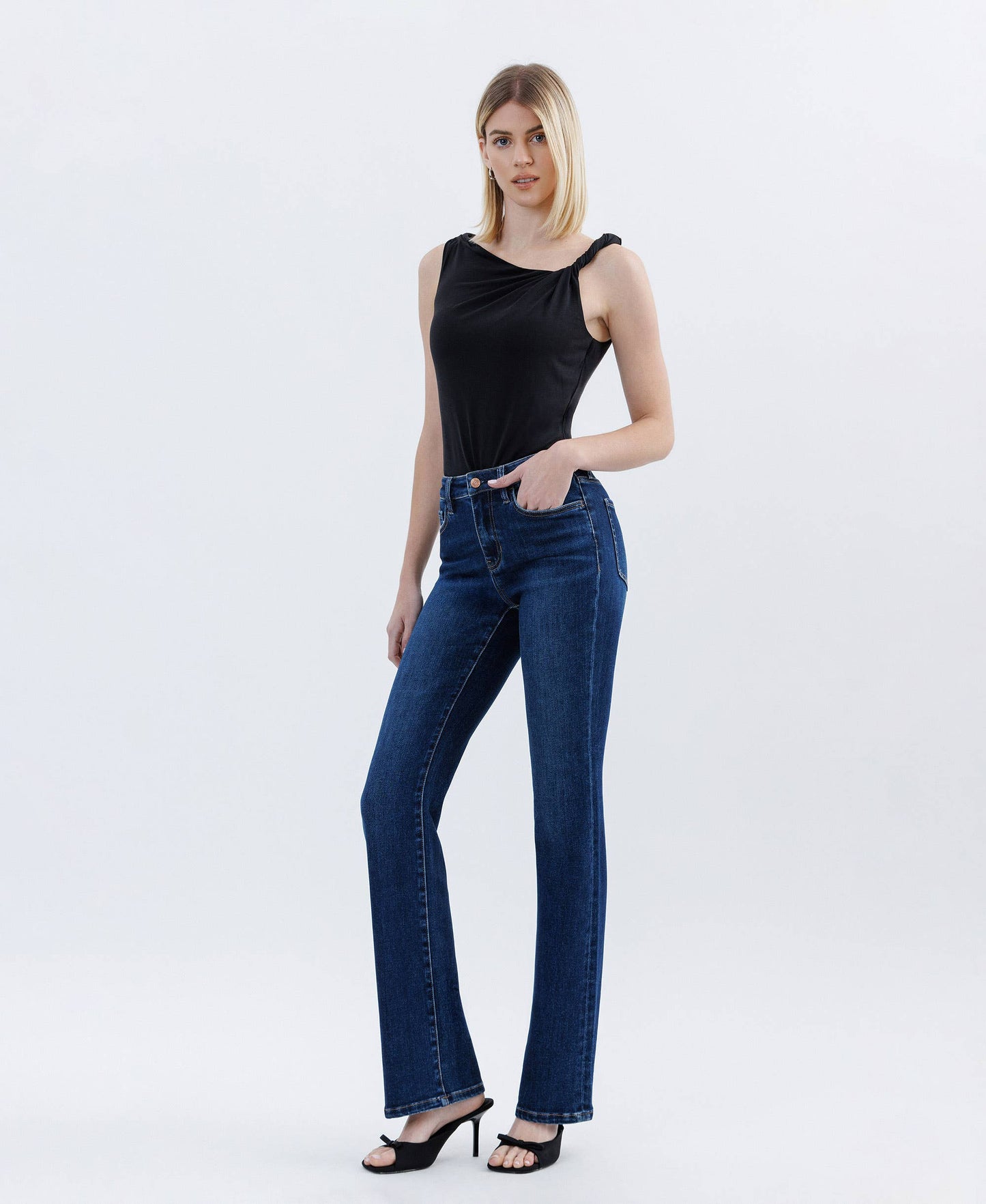 Effective High Rise Bootcut by Lovervet