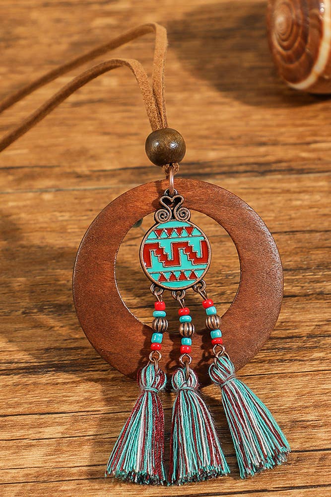 Western Vintage Tasse Necklace