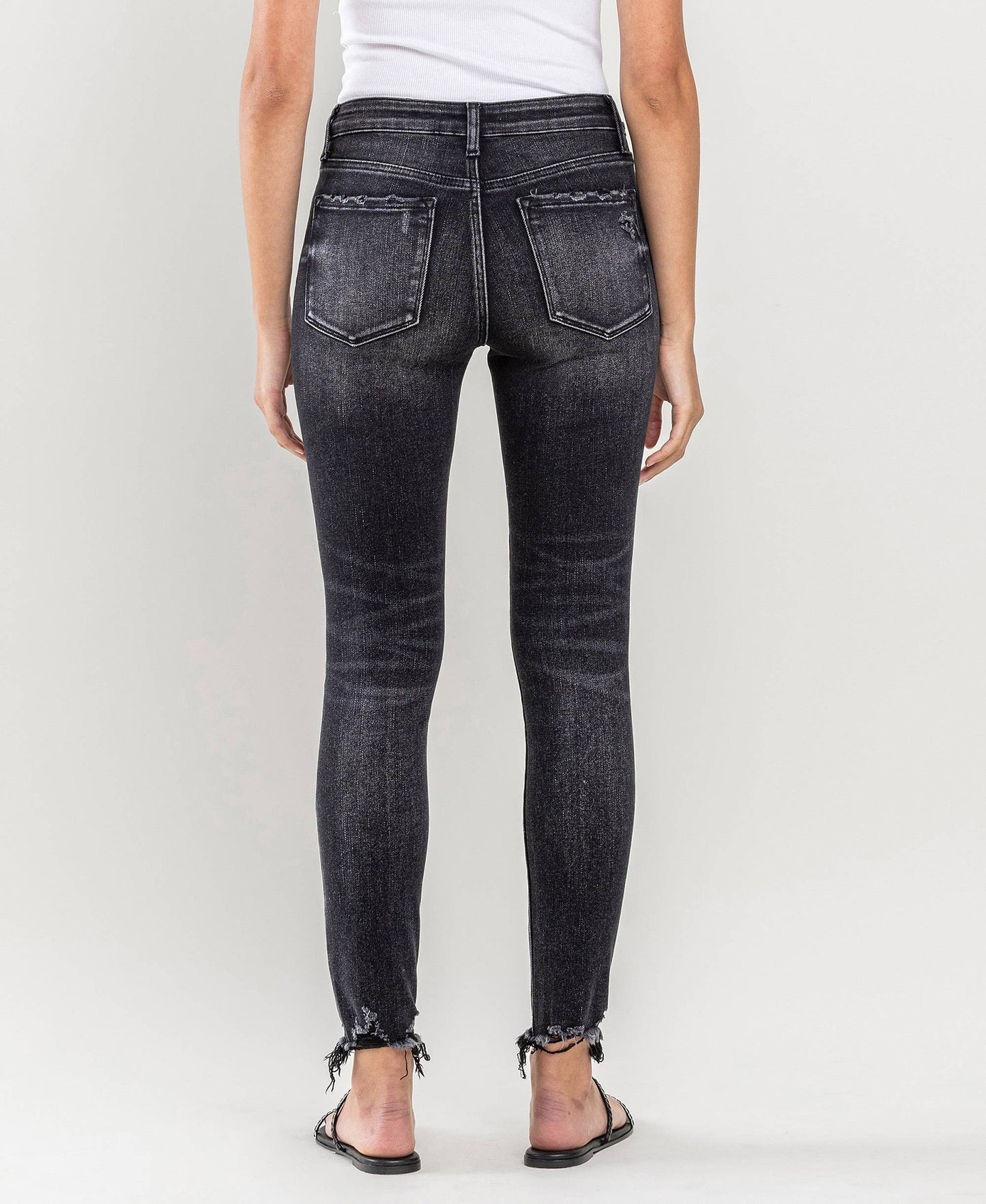 Well Made Uneven Raw  Hem Crop Skinny By Lovervet