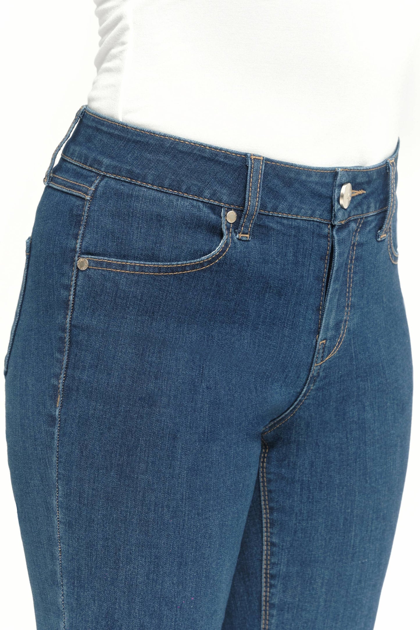 Bae Mid-Rise Flare Jean