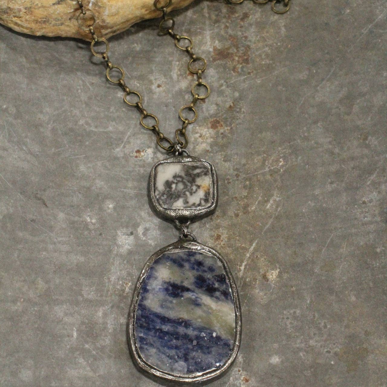 Vintage Bohemian Dark Blue Stone Pendant Necklace